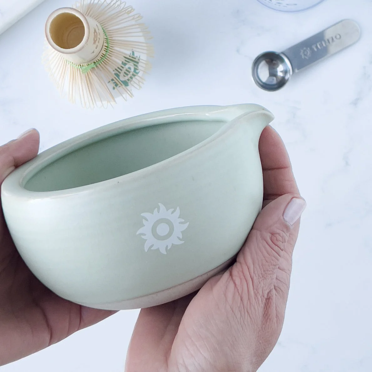 Green Matcha Bowl With Pour Spout - Image 3